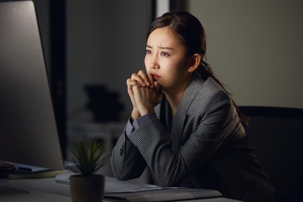 《取保候审期间可以找工作吗？深度解析刑法学疑问》 图2
