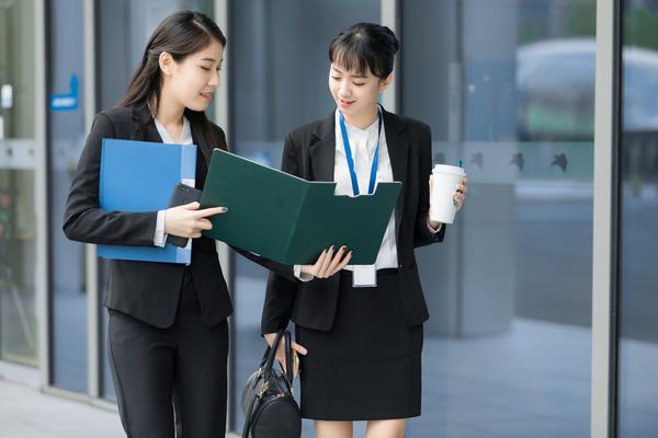 《缓刑期满：我的心灵之旅与人生启示》 图2