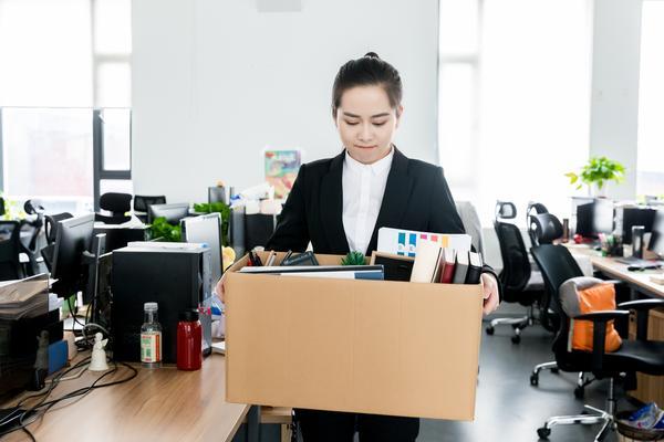 关于职工缓刑期间不离职的依据及法律规定图1