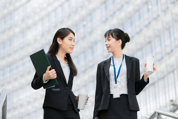 紧急避险头像高清女孩 图2