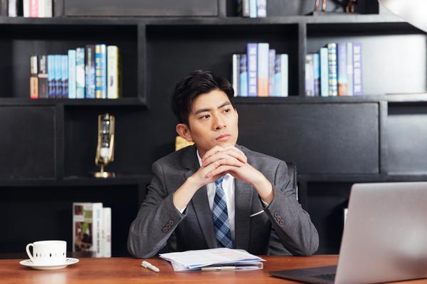 性骚扰成年男性，判多久缓刑？ 图2