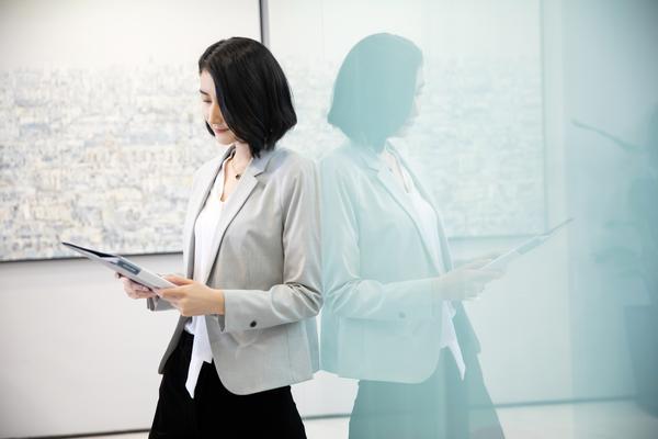 公司办公地点变更中的法律赔偿责任与合规路径 图2