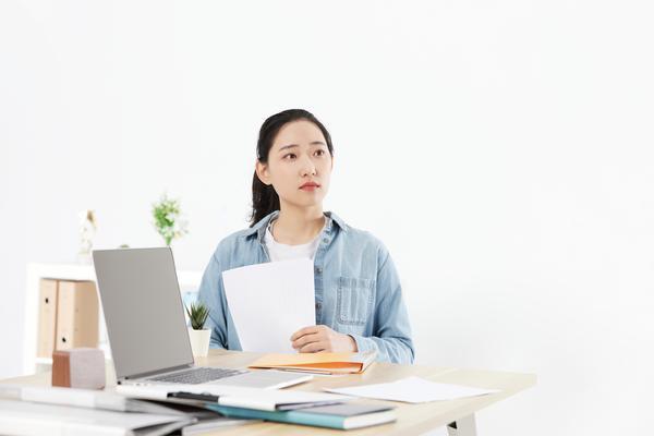 《大学生立案侦查流程揭秘：一窥神秘世界警察故事》 图1