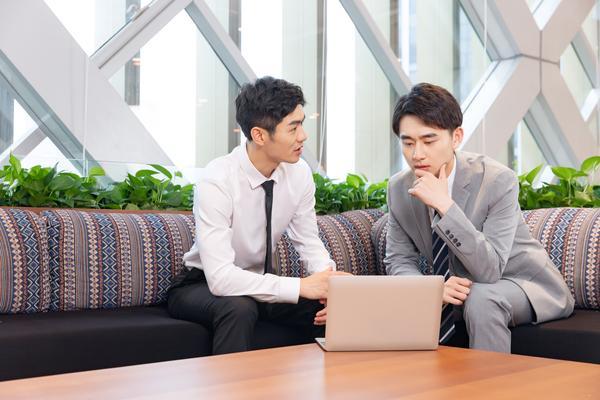 《正当防卫4：如何招募志同道合的伙伴共战》 图2