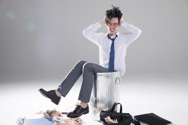 《正当防卫2：哪个帮派好玩大比拼》图1