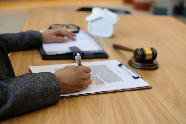 民事、行政、刑事诉讼的区别与法律实践中的