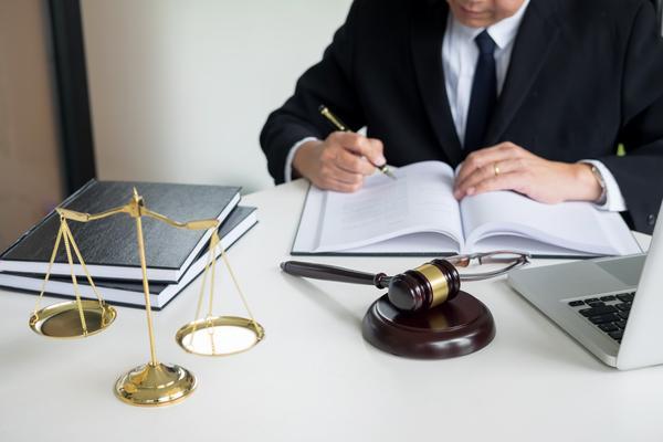 刑法罪名的吸收及其司法实践 图2