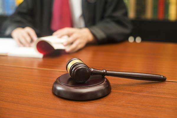 刑事诉讼律师：律师事务所专业法律服务解析 图2