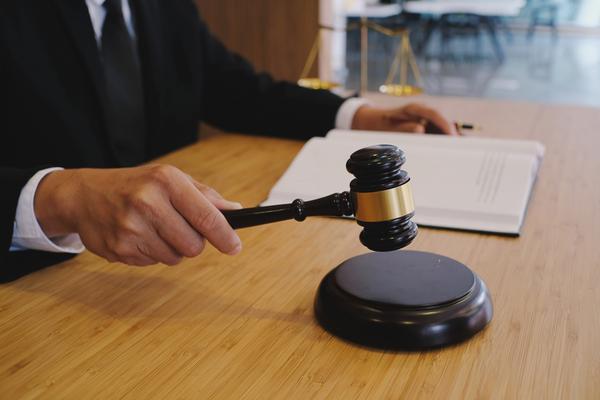 刑事诉讼律师顾问：专业为您提供刑事诉讼法律咨询与服务图1