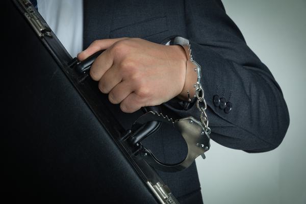 滥用职权罪在刑法修正案中的具体条款及其法